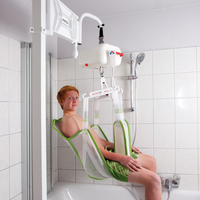 Mit-KlemmLi-vom-Rollstuhl-in-die-Wanne_product_image.png